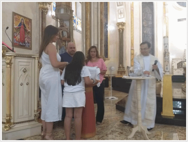 Batismo crianas da 2 Etapa da Eucaristia