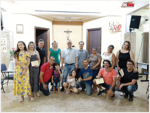 Casais participam de Curso de Legitimao para o matrimnio na So Pedro de Tup